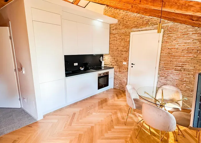 Trieste Boulevard Apartments